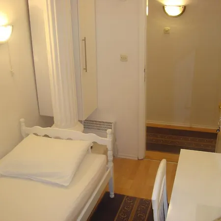 ゲストハウス Kod Keme